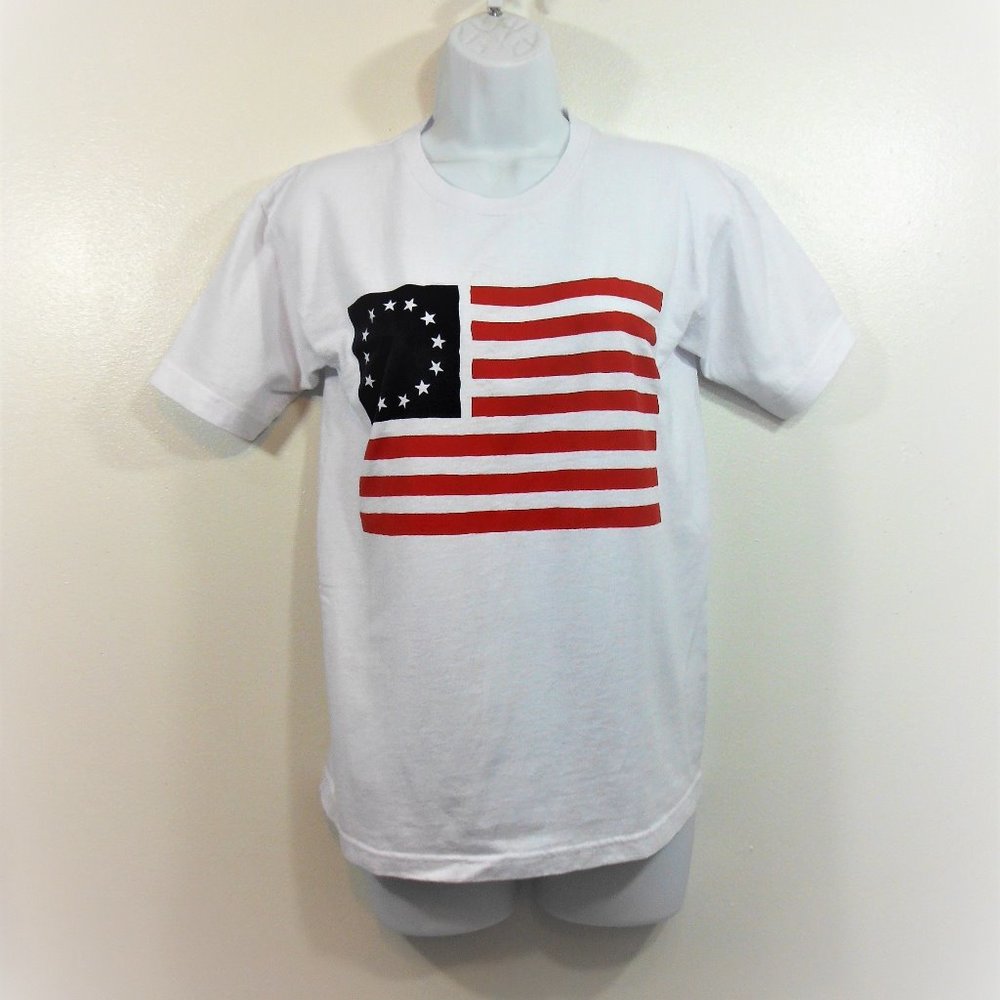 NWOT Bayside Betsey Ross Flag T-Shirt -Made in USA